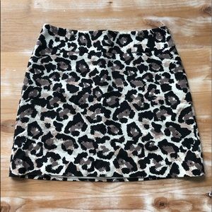 Leopard print skirt